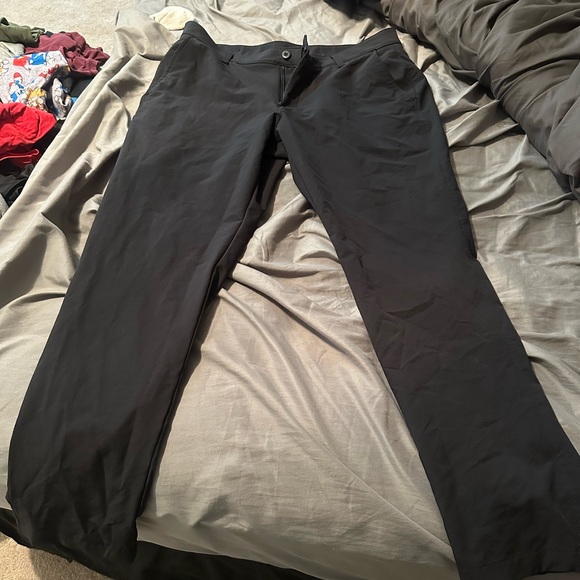 Brand NEW without tags Under Armour Golf Pants - Picture 1 of 2